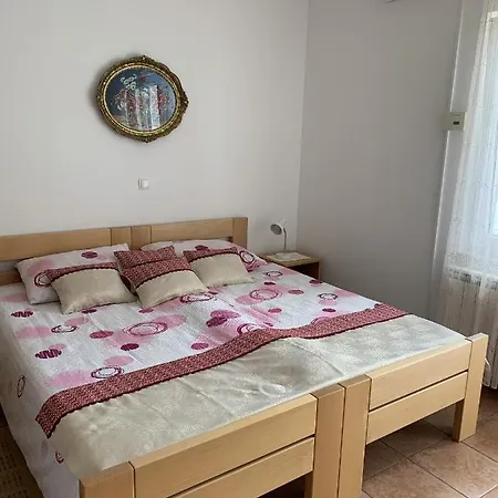 Apartament With Parking Space Rabac, Labin - 7410 *