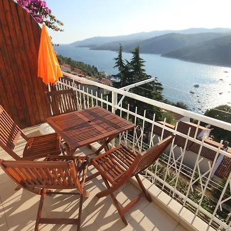 Apartment With Parking Space Rabac, Labin - 7410 Rabac